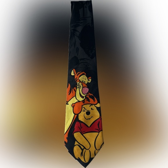 Disney Vintage Men’s Tie 1990’s Winnie the Pooh and Tigger - Picture 2 of 2